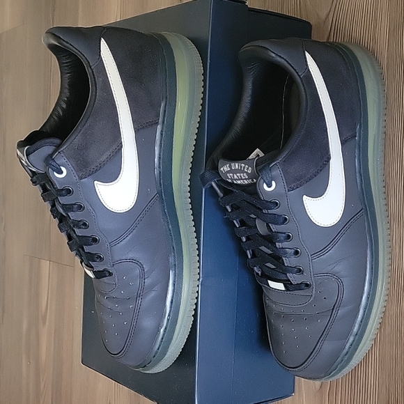 Nike Air Force 1 Low Max Air Metal Stand - Picture 2 of 10